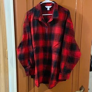 Old Navy Red and Black Plaid Button Down Shirt